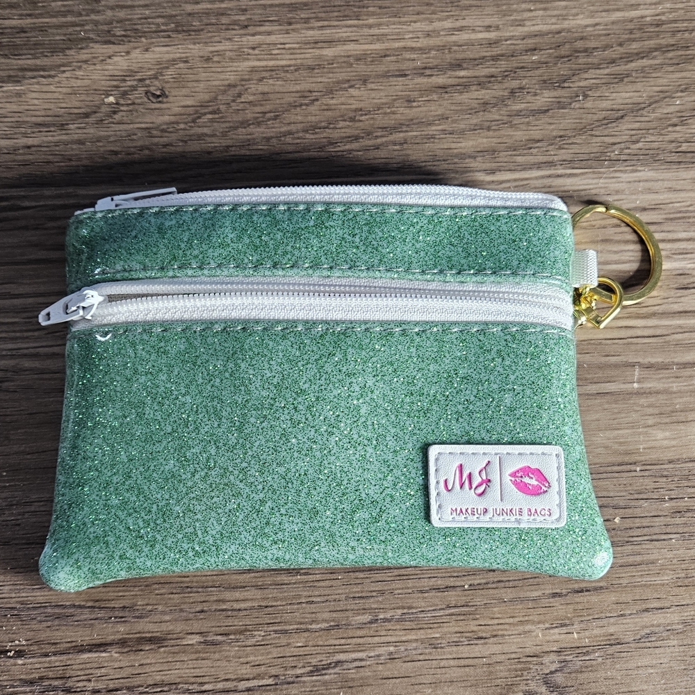 Makeup Junkie Green Glitter Zipit Wallet
